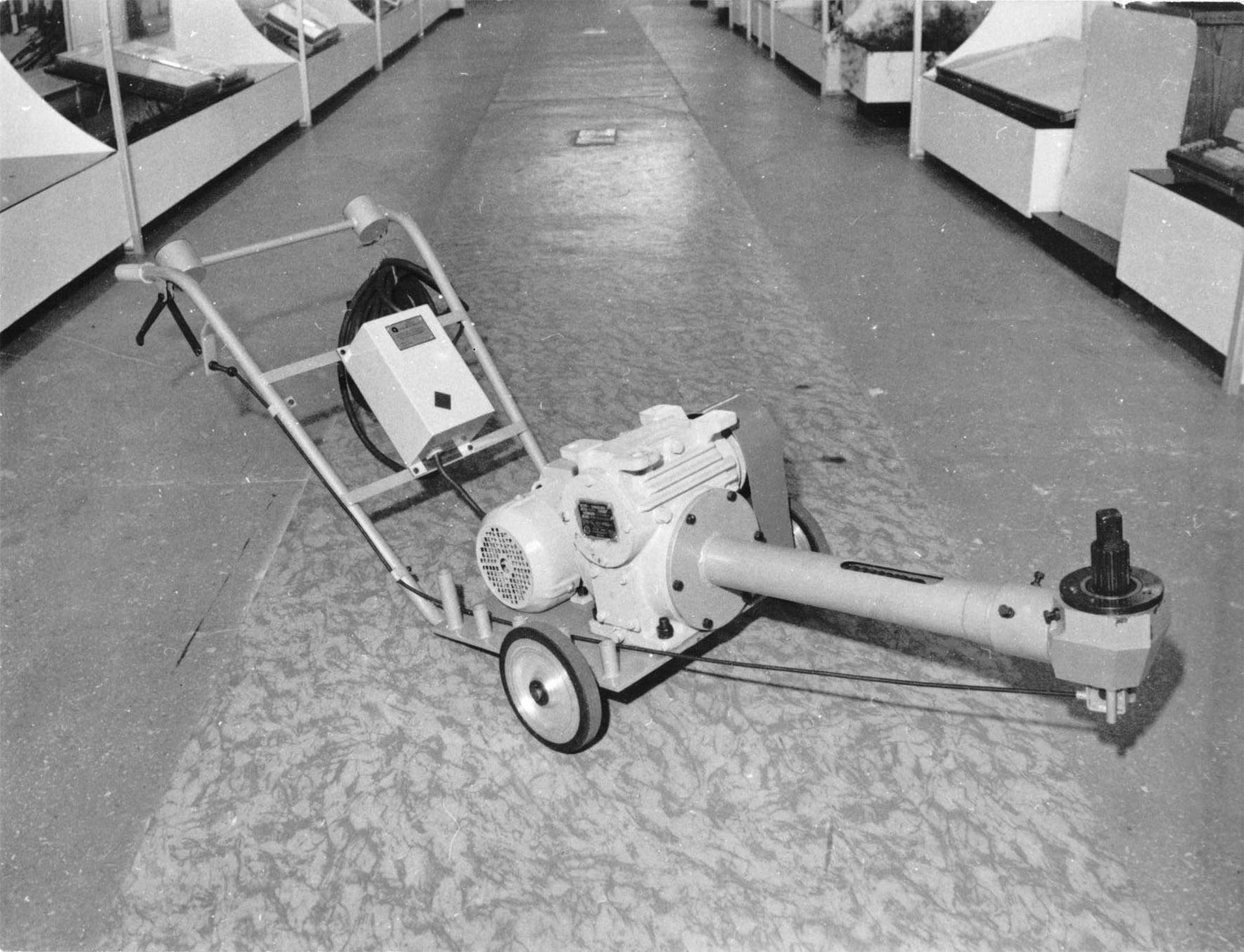 Гайковерт гайок стрем'янок